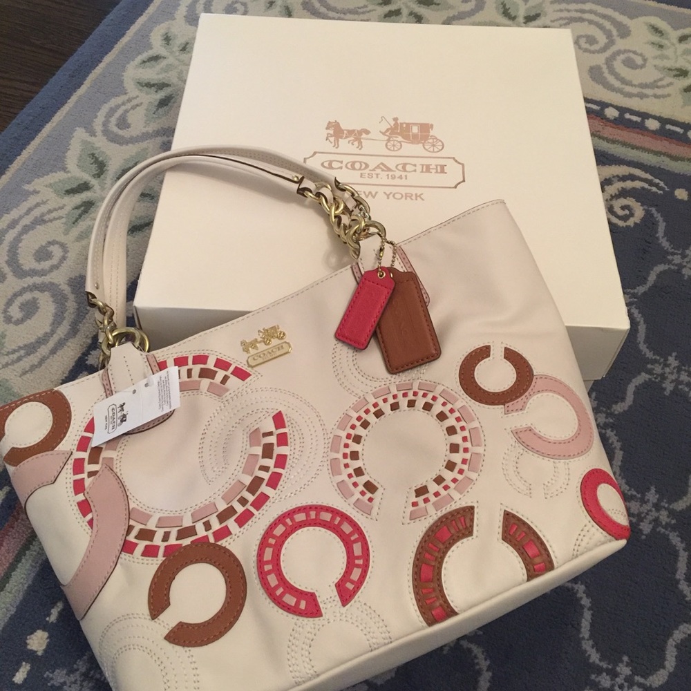 Authentic Coach Madison Whipst Tote/purse